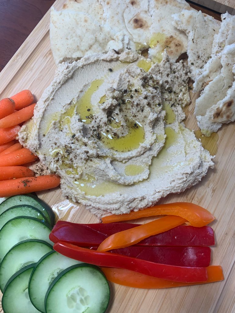 Creamy Garlic Hummus