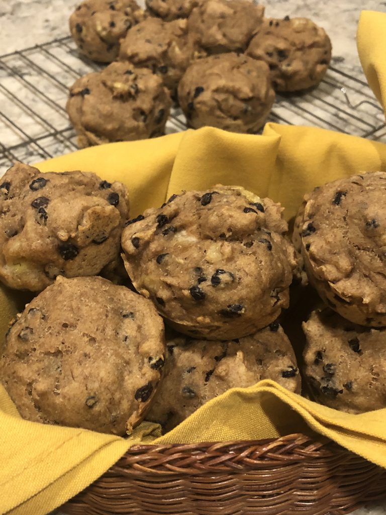 Healthy Banana Currant Muffins